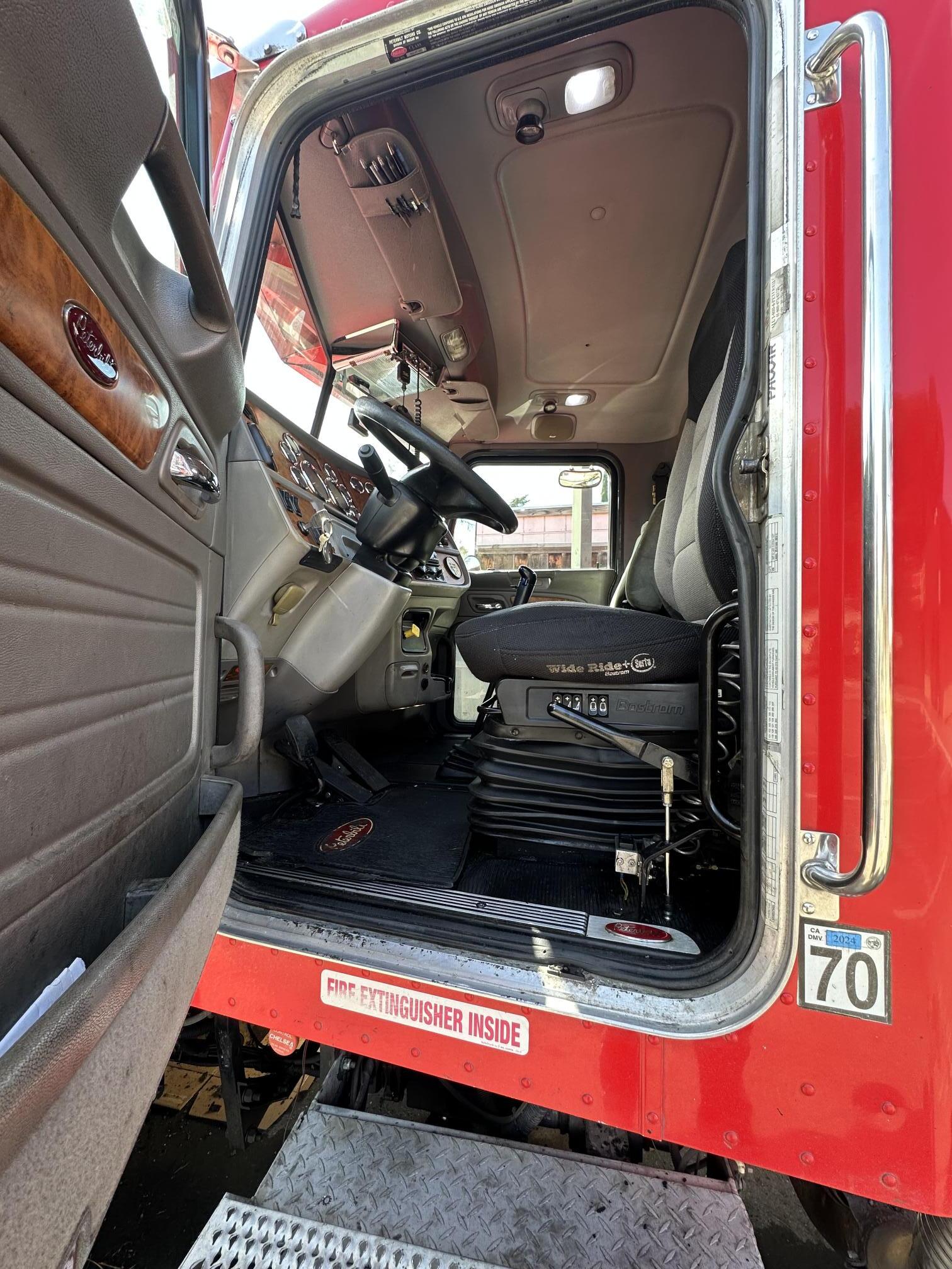 2006 PETERBILT 379 - Image 7